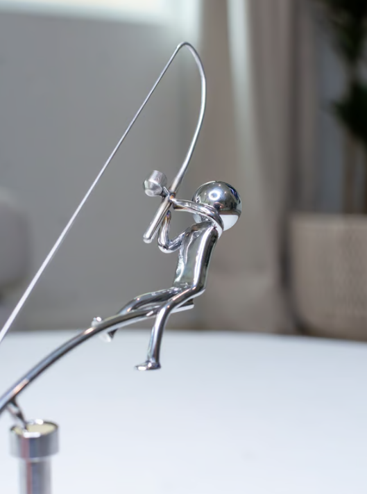 🔥Letzter Verkauf 49 % RABATT🎣Die balancierende Fischerskulptur